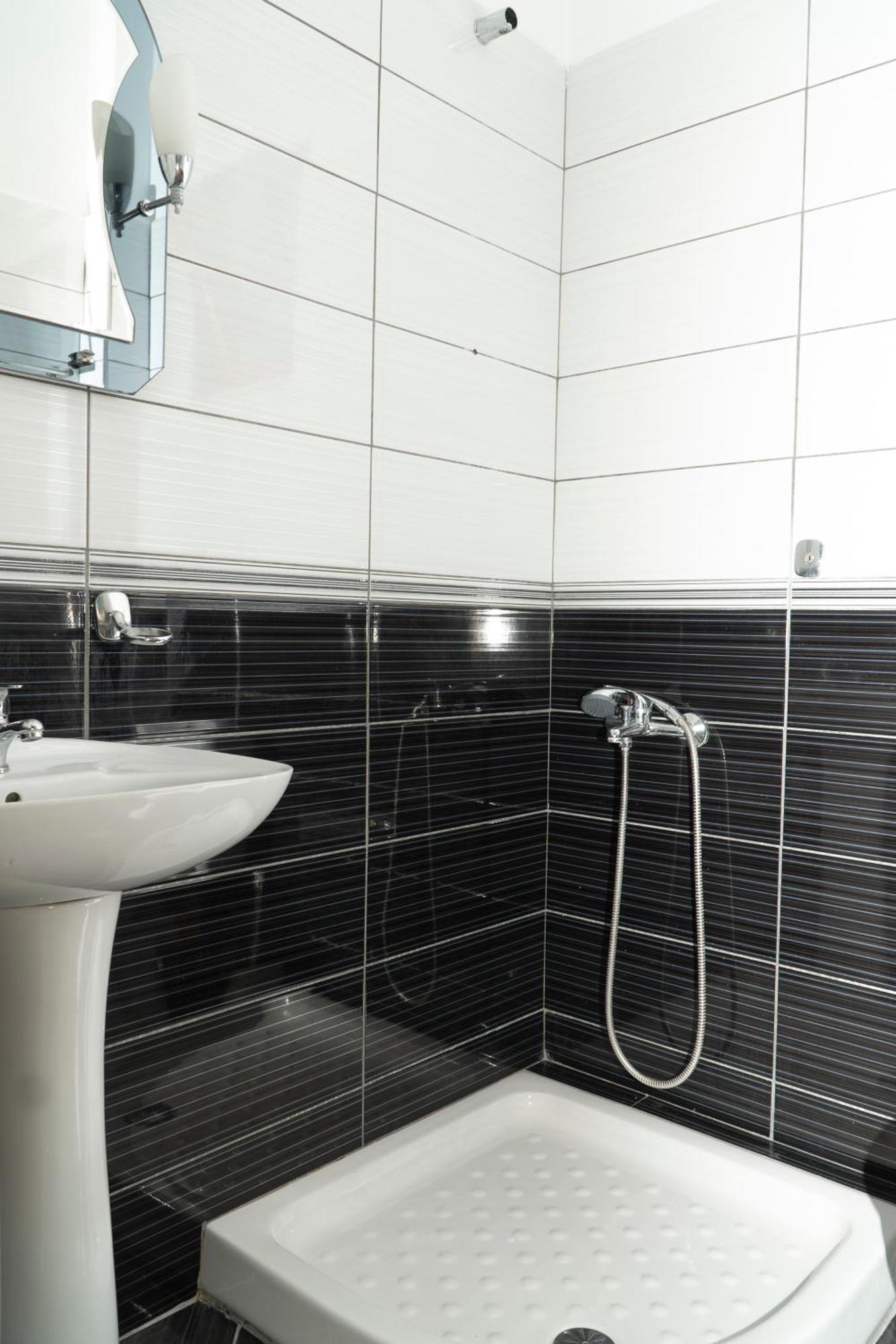 Oleva Studio'S & Apartment Ksamil Bagian luar foto