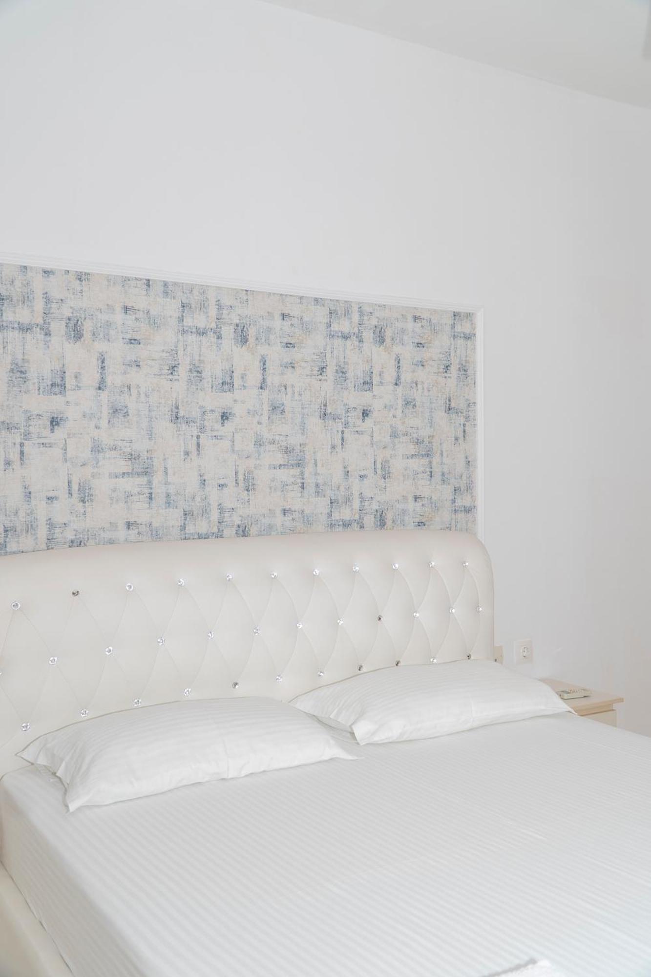 Oleva Studio'S & Apartment Ksamil Bagian luar foto