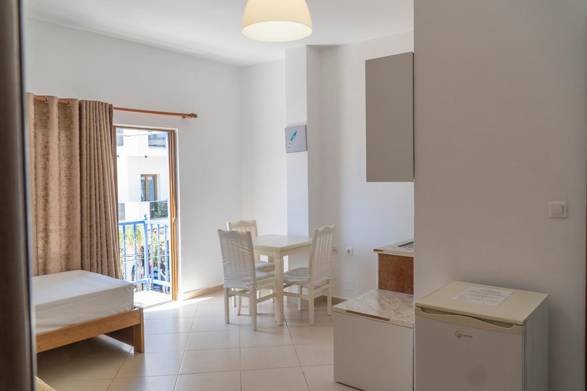 Oleva Studio'S & Apartment Ksamil Bagian luar foto