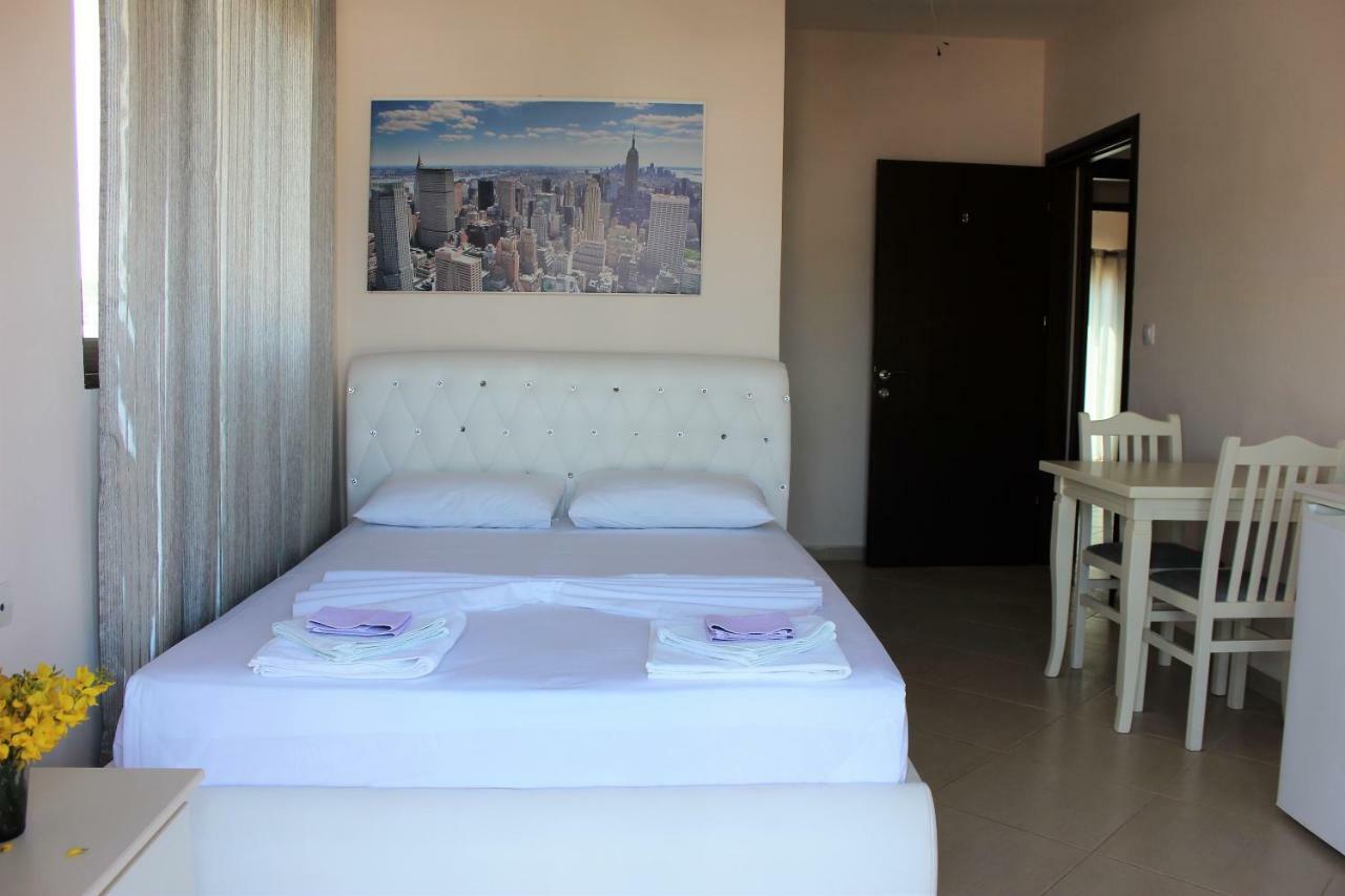 Oleva Studio'S & Apartment Ksamil Bagian luar foto